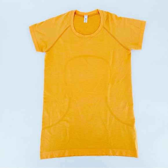 Lululemon Swiftly Tech Short Sleeve - Picture 2 of 4